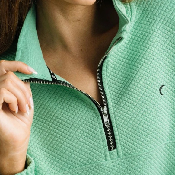 Zyia Spearmint Honesty 1/4 Zip - Picture 4 of 11